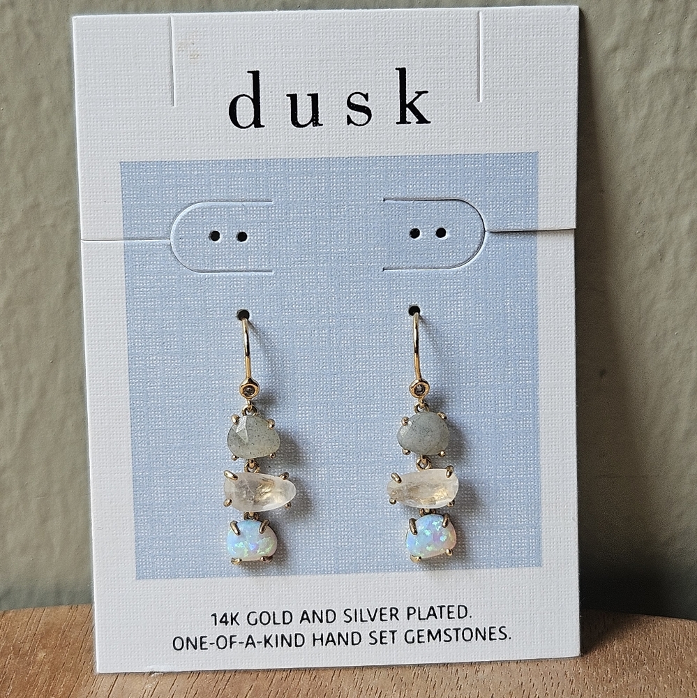 NWT Dusk Gold Gemstone Threader  Earrings